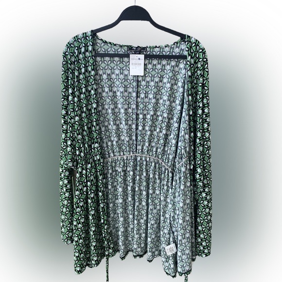 NWT 💚🖤🤍 Lily Geometric Retro Patterned Long Open Topper, Elastic Waist Tie 2X - Picture 5 of 11